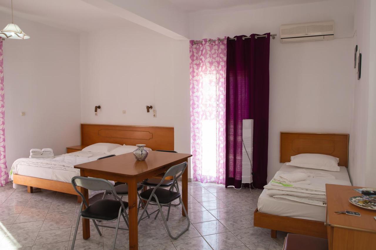 Sea Breeze 2 Apartments Masztihári Kültér fotó