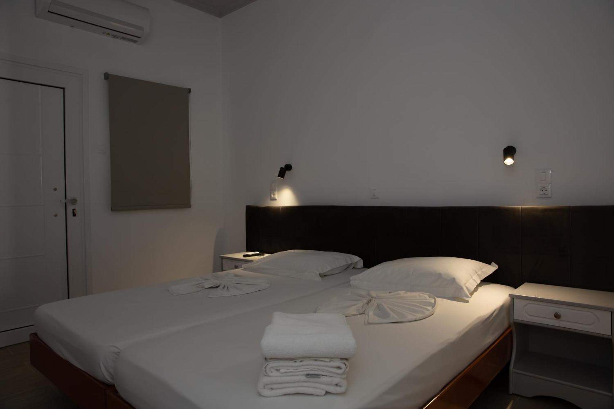 Sea Breeze 2 Apartments Masztihári Kültér fotó